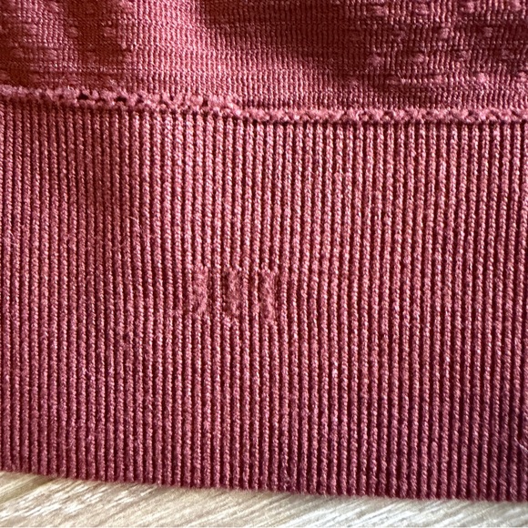 Lululemon Swiftly Breathe Long Sleeve Red Merlot size 8 - Picture 4 of 5